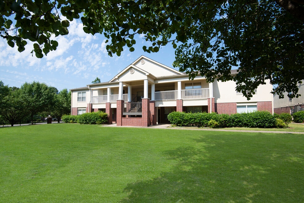 Eagle Hill I/IV, Little Rock, AR 72210 - photo 1