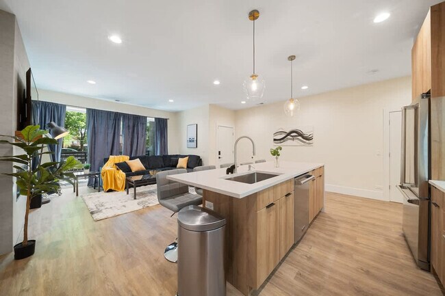 2110 W Washington Blvd unit ID1261733P, Chicago, IL 60612 - photo 7