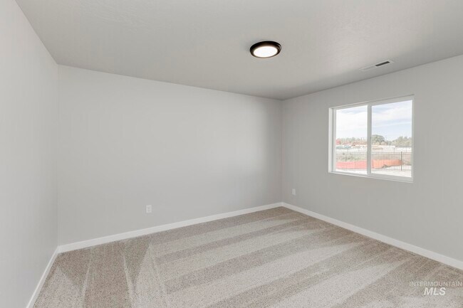3451 E Red Maple Ct, Nampa, ID 83686 - photo 5