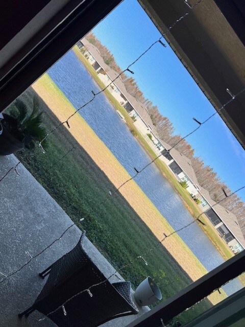 17784 Turning Leaf Cir, Land O Lakes, FL 34638 - photo 3