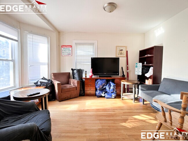 35 Pratt St unit 2, Allston, MA 02134 - photo 2