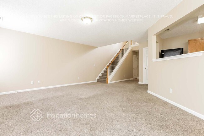 3077 Sable Run Rd, Atlanta, GA 30349 - photo 5