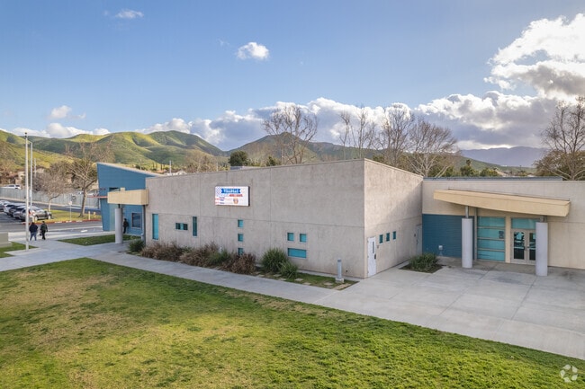 Students can attend Ysmael Villegas Middle School in Riverside Valley Home Gardens.