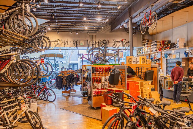 Palo Alto's bicycle culture thrives near Linfield Oaks.
