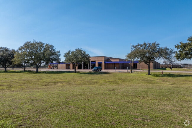 Frontier Elementary has a student body of 479 students.