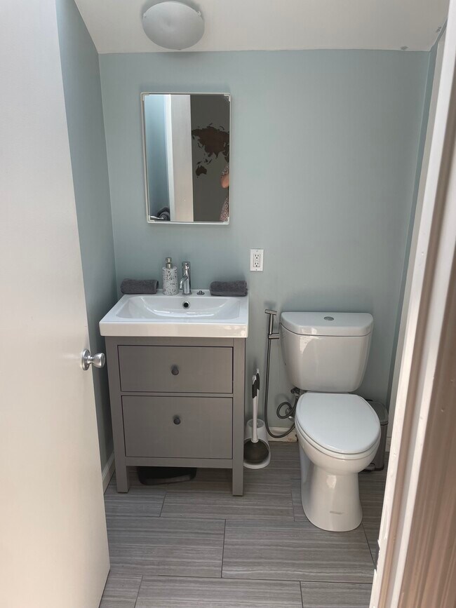 1715 Lincoln Ave unit Sudio, San Rafael, CA 94901 - photo 4