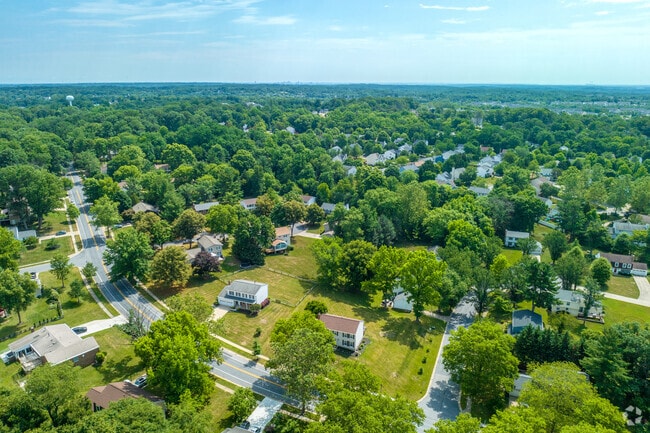 Long Reach is located in Columbia, MD.