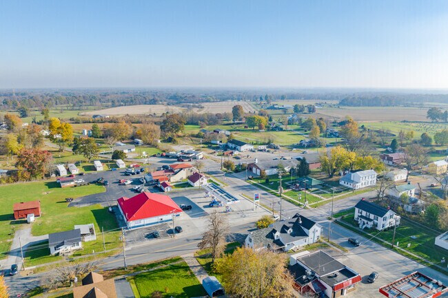 Aerial overview of the small town of Felicity and the surrounding farmland.