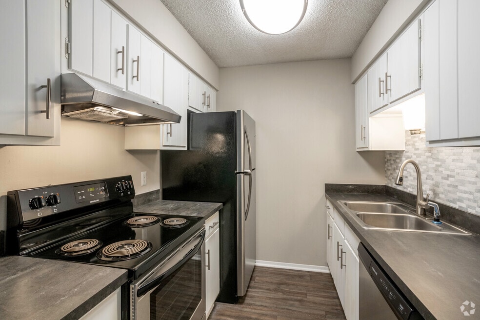 TERRA TRACE, Evansville, IN 47715 - photo 1