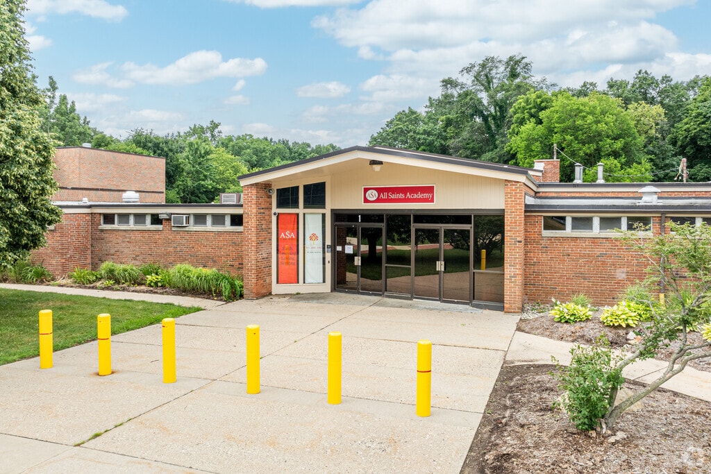 All Saints Academy is located in Grand Rapids, Michigan.