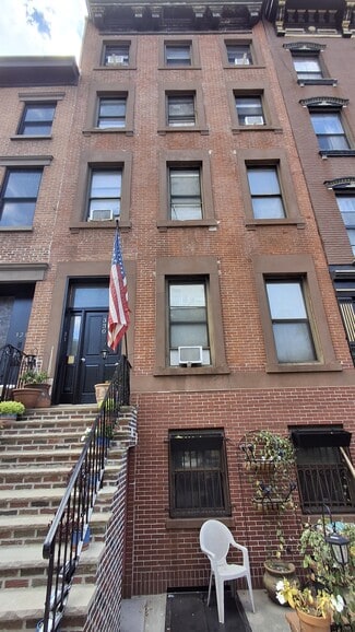 330 Hudson St Unit 3, Hoboken, NJ 07030