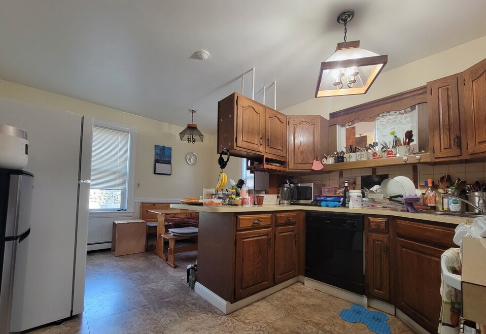 139 Brook St, Brookline, MA 02445 - photo 1