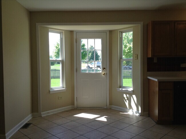 25830 S Brookfield Ct, Channahon, IL 60410 - photo 7