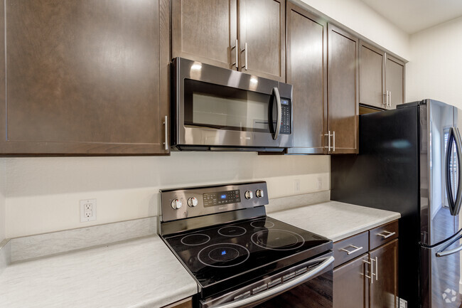 1BR, 1BA - B