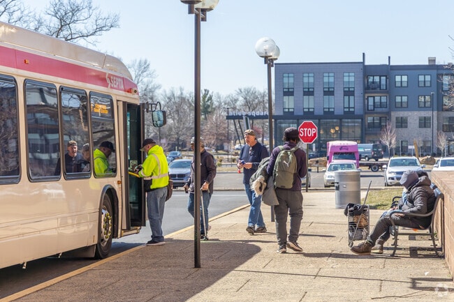 Red Rose Gate has many bus stops that can take you to all the major shopping and dining.