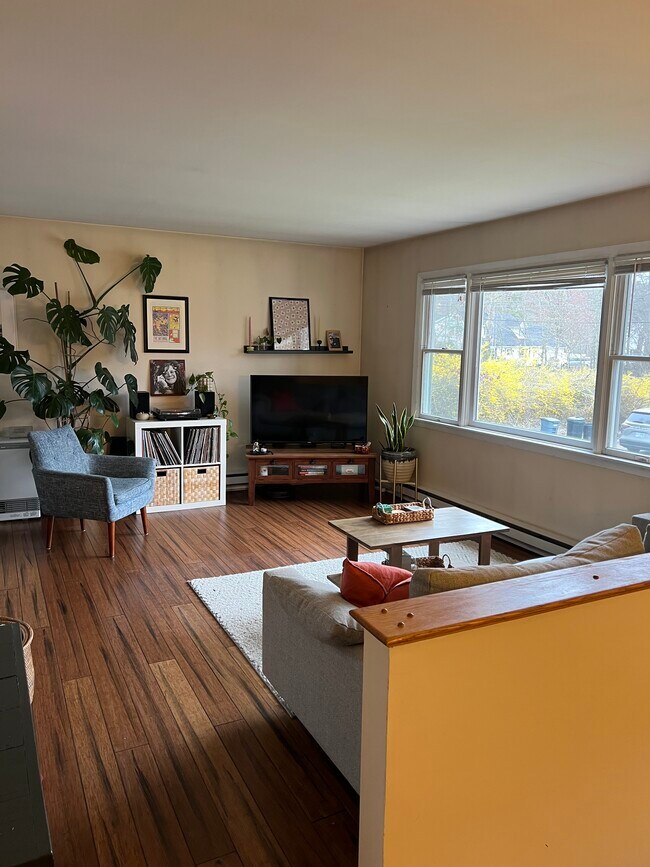 88 Kriskarli Dr, Hartford, VT 05001 - photo 3