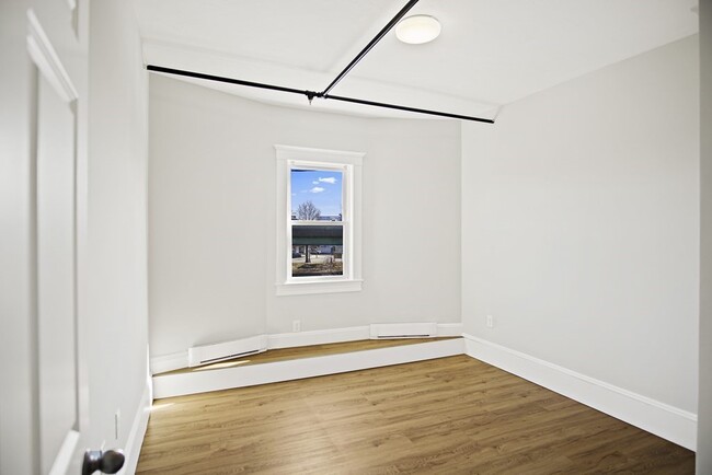 2 Redfield St, Boston, MA 02122 - photo 5