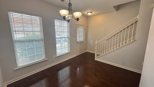 3385 Hidden Cove Cir, Norcross, GA 30092 - photo 2