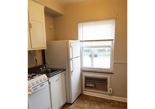 960 Ludlow Ave unit 960-04, Cincinnati, OH 45220 - photo 4