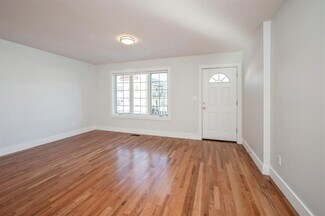 28 Clement St, Yonkers, NY 10710