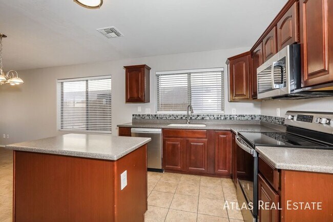 2726 E Denim Trail, San Tan Valley, AZ 85143 - photo 7