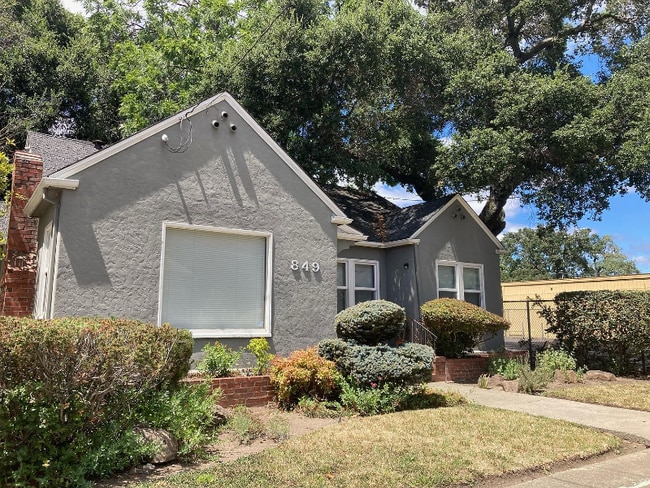 849 5th St, Santa Rosa, CA 95404 - photo 2