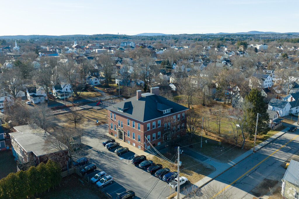 School Street School is a public school in Strafford County for students K-4.