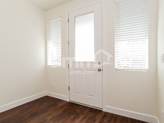 13877 E 101st Ave, Commerce City, CO 80022 - photo 6