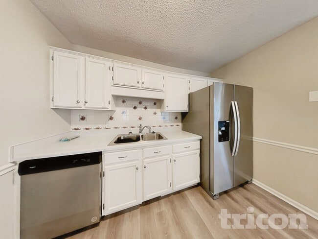 437 Bradford Cir, Columbia, TN 38401 - photo 4