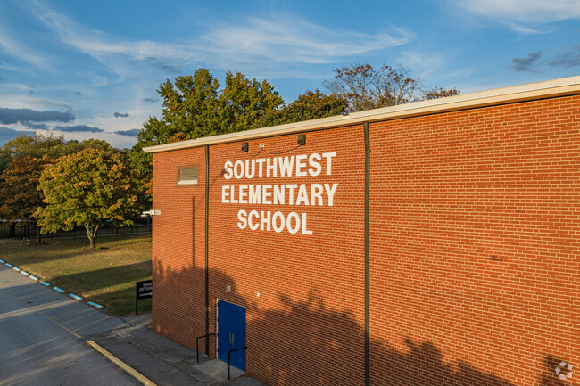 Southwest Elementary, Clemmons NC Rankings & Reviews - Homes.com