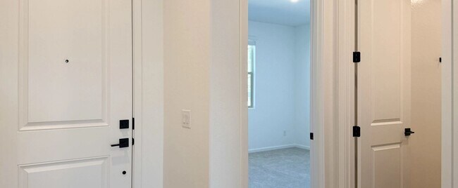 9619 W Tamarisk Ave, Tolleson, AZ 85353 - photo 5