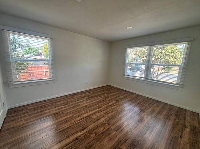 35227 Ave C, Yucaipa, CA 92399 - photo 6