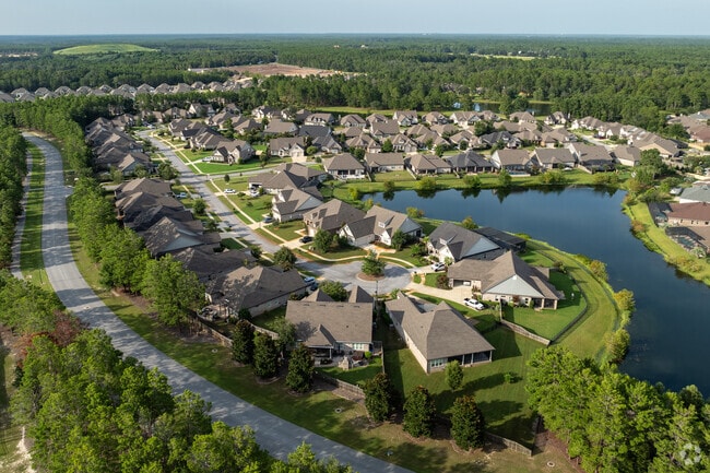 Hammock Bay is a private neighborhood in Freeport, Florida.