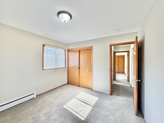 2505 Calypso Rd unit 8, Madison, WI 53704 - photo 2