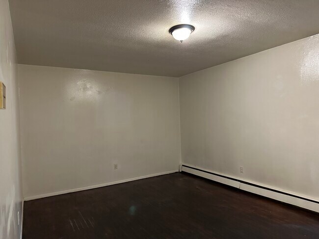 606 Maple St, Lakehurst, NJ 08733 - photo 3