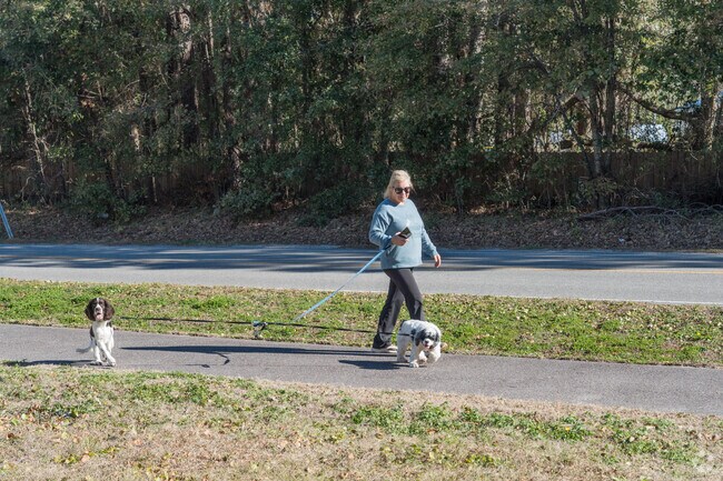 Squire Pope has plenty of walking trails throughout the neighborhood.