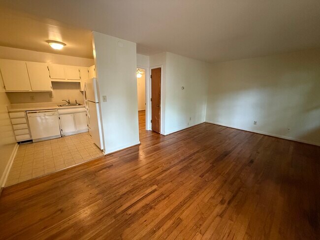 394 S Pope St unit 7, Athens, GA 30605 - photo 4