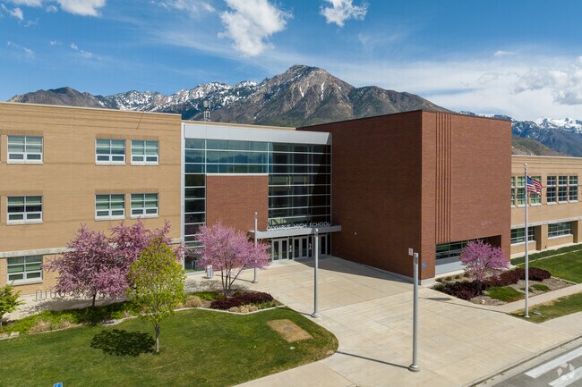 Olympus High School provides a quality education to youth in Holladay and has beautiful modern buildings and facilities.