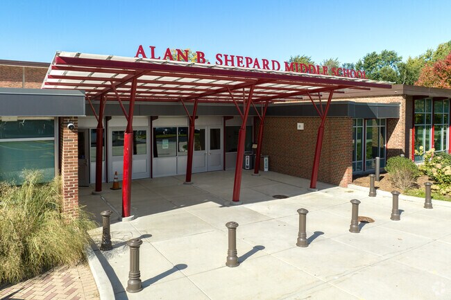 Alan B Shepard School is a public school located in Deerfield, Illinois.