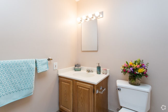 Old Towne Village, Ayer, MA 01432 - photo 6