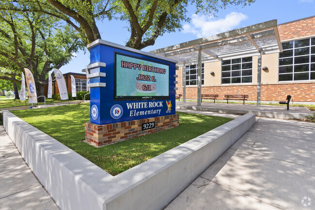 White Rock Elementary School, Dallas TX Rankings & Reviews - Homes.com