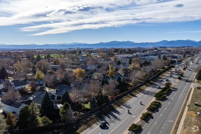 The Greenway Park neighborhood lies just south of W 120th Ave in Broomfield, Colorado.