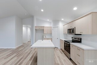 1760 W Unforgettable St, Meridian, ID 83642