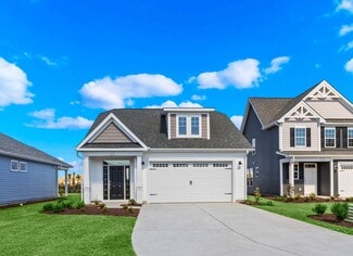619 Castle Ct, Myrtle Beach, SC 29579