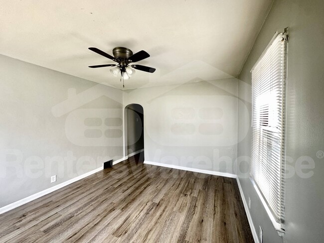 1210 West St, Des Moines, IA 50315 - photo 3