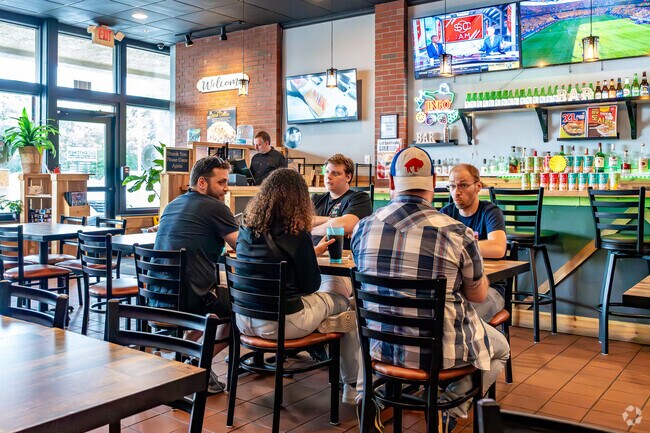 CM Chicken is a casual Korean style restaurant located off Henderson Road in Governours Square.