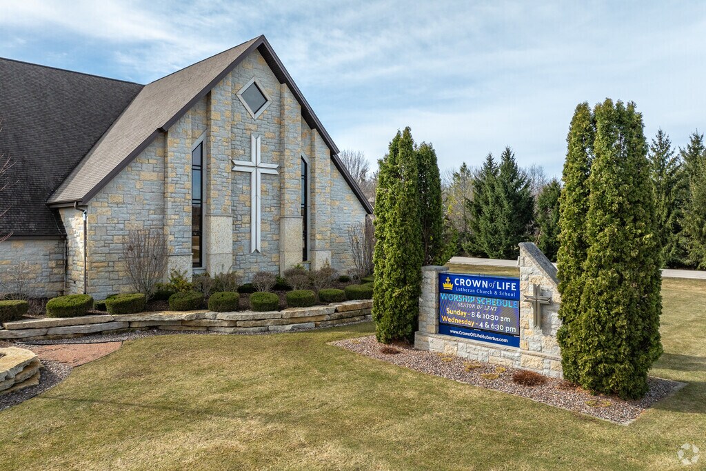 Parents in Hubertus, WI can send their children to Crown of Life Lutheran School.