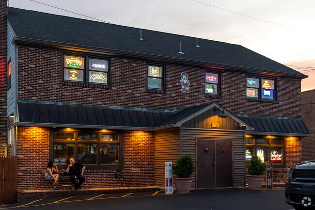 Kid Rips Tap and Tavern is a low key spot to meet up with friends.