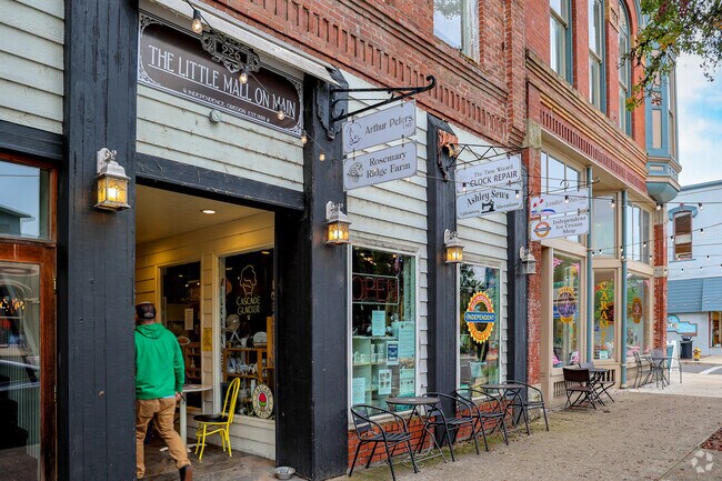 The Little Mall on Main Street is a local hot spot in Independence.