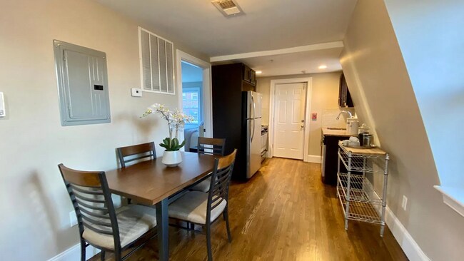 100 Winter St unit 4, Cambridge, MA 02141 - photo 4